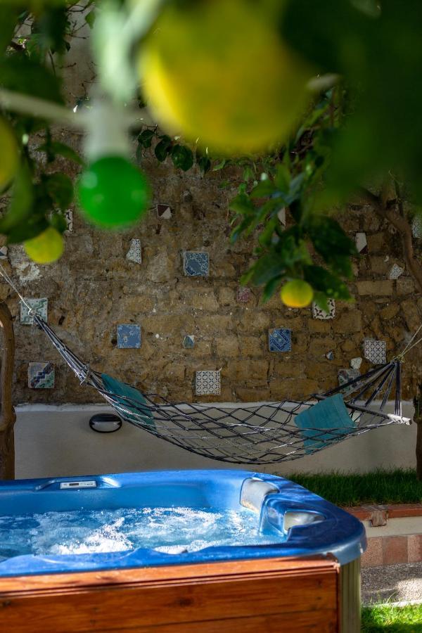 Il Giardino Dei Venti Hotel Napoli Ngoại thất bức ảnh