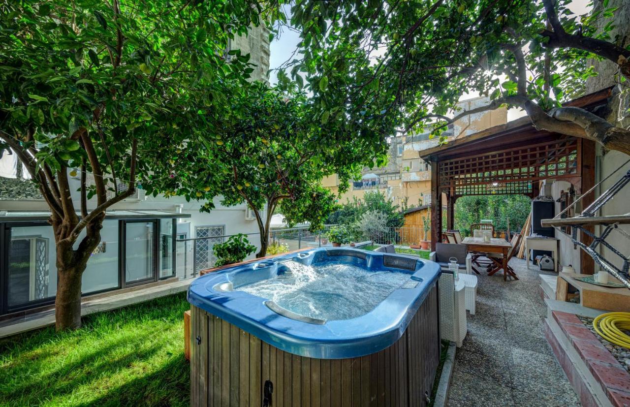 Il Giardino Dei Venti Hotel Napoli Ngoại thất bức ảnh